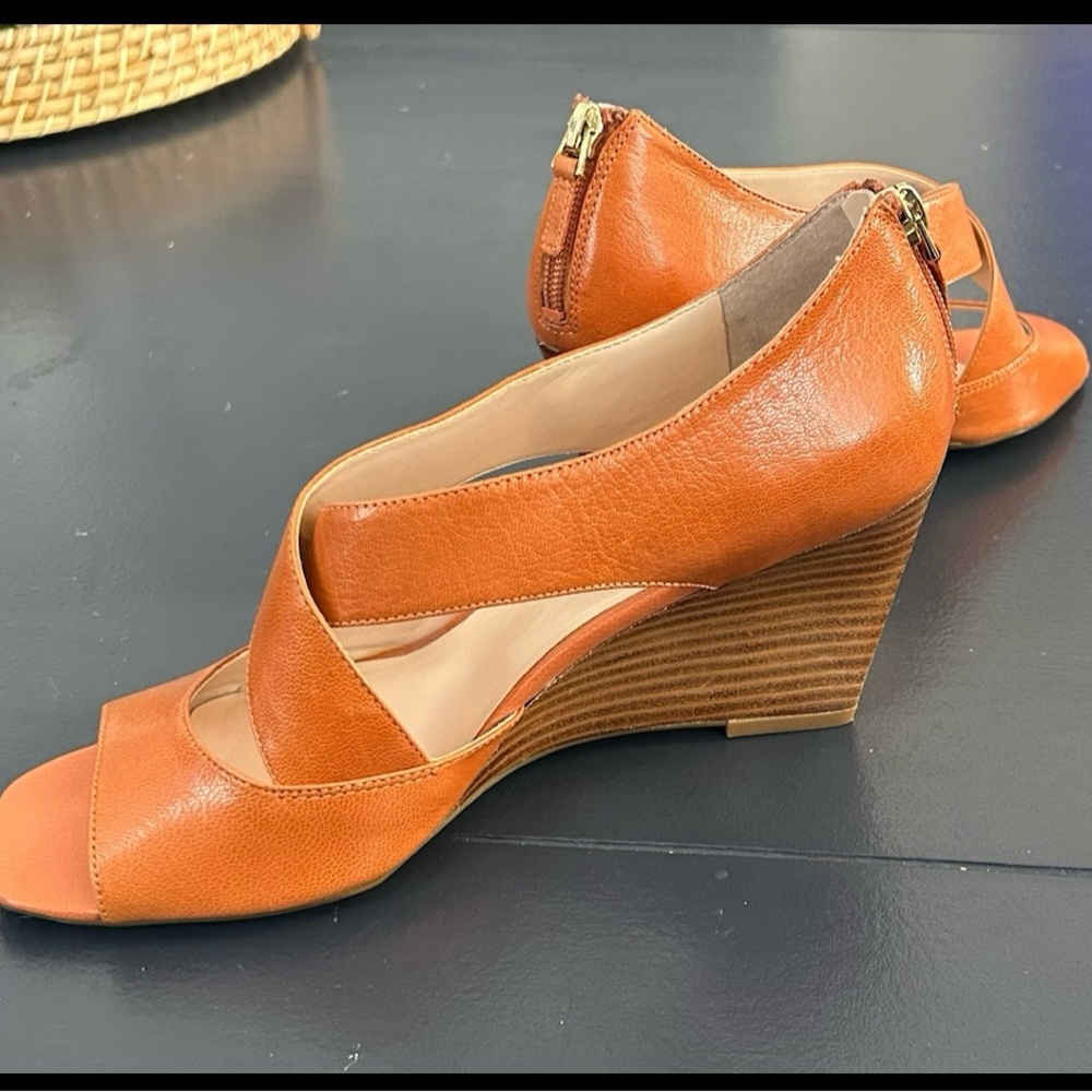 FRANCO SARTO WEDGE STACKED HEELS, SZ 8 US